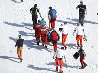Daniel-André Tande, hier nach seinem üblen Sturz in Planica. Daniel-André Tande, hier nach seinem üblen Sturz in Planica.
