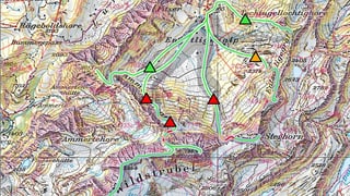 Karte mit eingezeichneten Skitouren und Gefahrenstellen