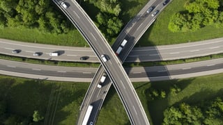 Autobahnverzweigung von oben