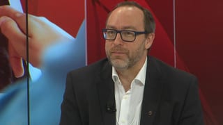 Jimmy Wales in der SRF-Podiumsdiskussion am WEF.