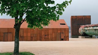 Das rostige «Restaurant Nannini» an der Expo02 in Murten.