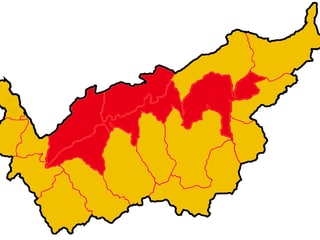 Karte Kanton Wallis mit einigen rot eingefärbten Gebieten im Norden des Kantons.