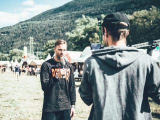 Wir senden Freitag und Samstag von 14 bis 24 Uhr live vom Openair Gampel.