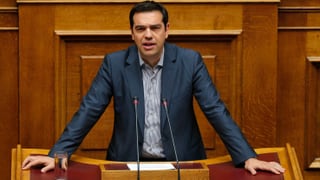 Tsipras bei seiner Rede im Parlament.