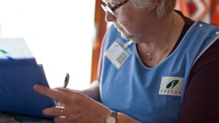 Spitex-Krankenschwester bei der Arbeit Spitex-Krankenschwester bei der Arbeit