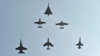 F/A-18, Tiger, Mirage, Vampire, und Venom,