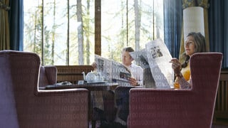 Entspanntes Lesen in bequemen Sesseln.
