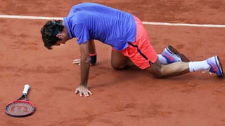 Roger Federer am Boden