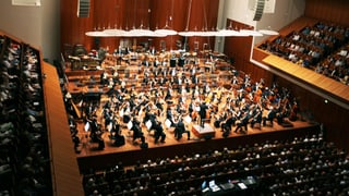 Orchester im Saal. Orchester im Saal.