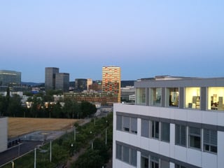 Im Mittelland war es oft wolkenlos, und die Temperaturen gingen auf 7 bis 12 Grad zurück. Im Mittelland war es oft wolkenlos, und die Temperaturen gingen auf 7 bis 12 Grad zurück.