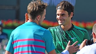 Roger Federer (rechts) und Stan Wawrinka nach einem Spiel