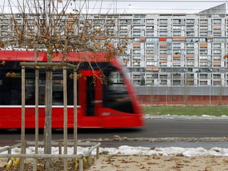 Ein Tram. Ein Tram.
