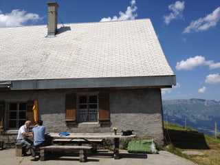 Besuch des Alpinspektors auf dem Obersäss.
