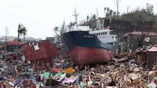 Der zerstörte Ort Tacloban City.