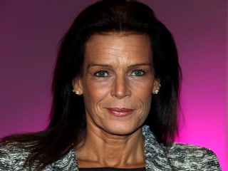 Prinzessin Stéphanie von Monaco nimmt zwei von der Einschläferung bedrohte Elefanten bei sich auf. Prinzessin Stéphanie von Monaco nimmt zwei von der Einschläferung bedrohte Elefanten bei sich auf.