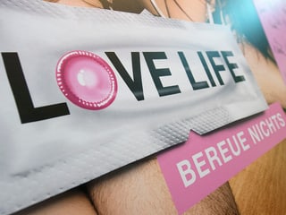 Love-Life-Kampagne-Plakat.
