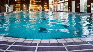 Hallenbad