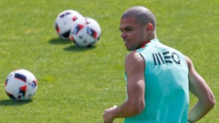 Pepe im Training im Muscle-Shirt.