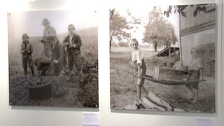 Zwei schwarz/weiss-Bilder in der Verdingkinder-Gedenkstätte in Mümliswil.