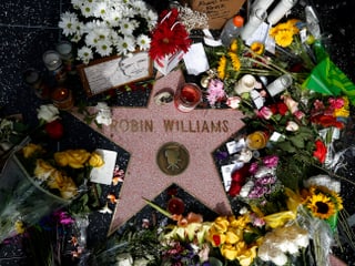 Stern von Walk of Fame mit Blumen dekoriert 