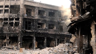 Zerbombte Häuser in Aleppo