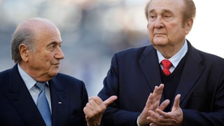 Joseph Blatter und Nicolas Leoz. Joseph Blatter und Nicolas Leoz.