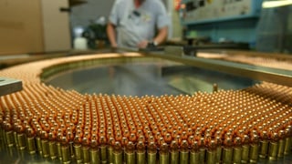 Munition in einer Fabrik.