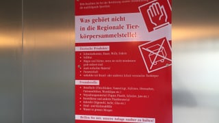 HInweisschild in der Tierkoerpersammelstelle HInweisschild in der Tierkoerpersammelstelle