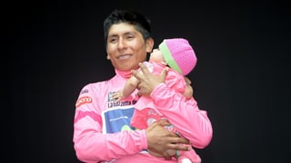 Nairo Quintana mit seinem Töchterchen. 
