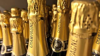 Champagner-Flaschen Champagner-Flaschen
