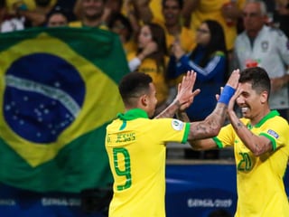 Gabriel Jesus und Roberto Firmino. Gabriel Jesus und Roberto Firmino.