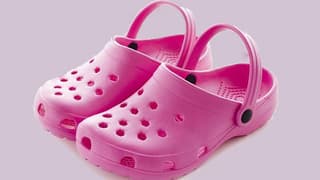 rosarote Plastikclogs