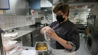 Lorena Gappa in der Küche