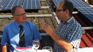 Christian Bircher, Direktor EWN und Adrian Kottmann, Solarpionier und Unternehmer im Gespräch.