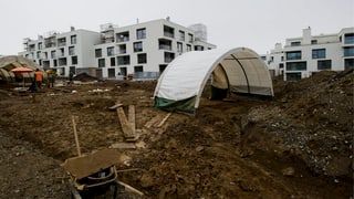 Eine Baustelle, wo eine neue Überbauung entsteht