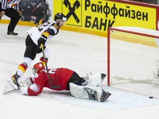 Szene aus einem Eishockey-Spiel Szene aus einem Eishockey-Spiel