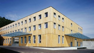Fabrikgebäude der Röthlisberger AG in Gümligen/BE. Fabrikgebäude der Röthlisberger AG in Gümligen/BE.