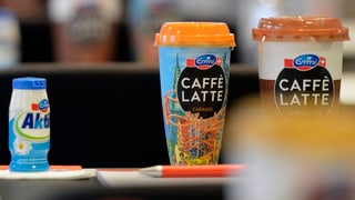 Verschiedene Milch-Drinks der Firma Emmi