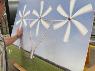 So sieht die neuartige Dreifach-Windanlage aus, wenn sie fertig ist.