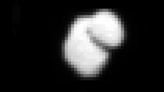 Der Komet in pixeliger Grossaufnahme.