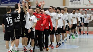 Abklatschen nach dem Spiel
