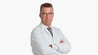 Porträt von Claudio Bassetti. Porträt von Claudio Bassetti.