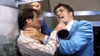 Roger Moore und Richard Kiel 