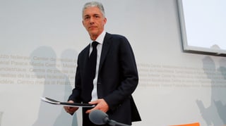 Bundesanwalt Michael Laubert kontert Befangenheitsvorwürfe mit Befangenheitsvorwürfen. Bundesanwalt Michael Laubert kontert Befangenheitsvorwürfe mit Befangenheitsvorwürfen.