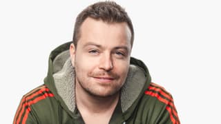 Sascha Rossier gibt die Moderation seiner Sendung weiter. Sascha Rossier gibt die Moderation seiner Sendung weiter.