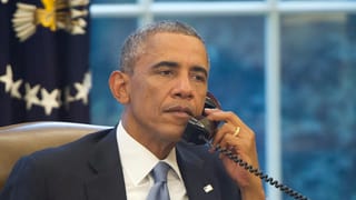 Obama am Telefon