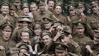 Gruppenbild britischer Soldaten während des Ersten Weltkriegs.
