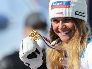 Corinne Suter ist erstmals Weltmeisterin.