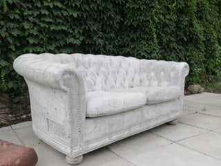 Beton-Sofa.