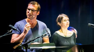 Schauspieler Siegfried Terpoorten und Schauspielerin Franziska von Fischer.
